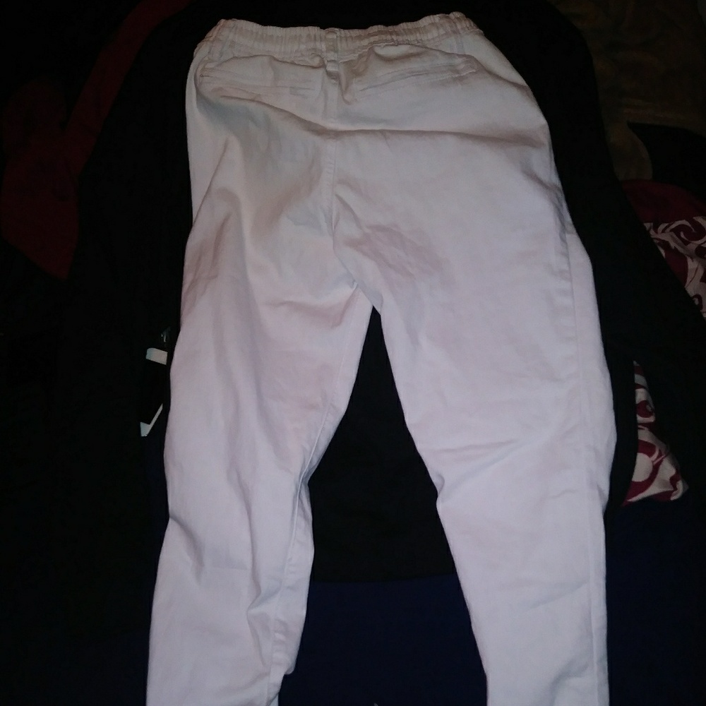 Outfit - Picture 4 of 5